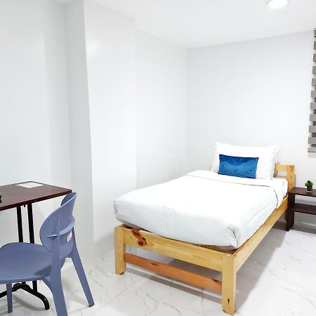 Hôtel Airobedz Bgc - Near Uptown à Manille Extérieur photo