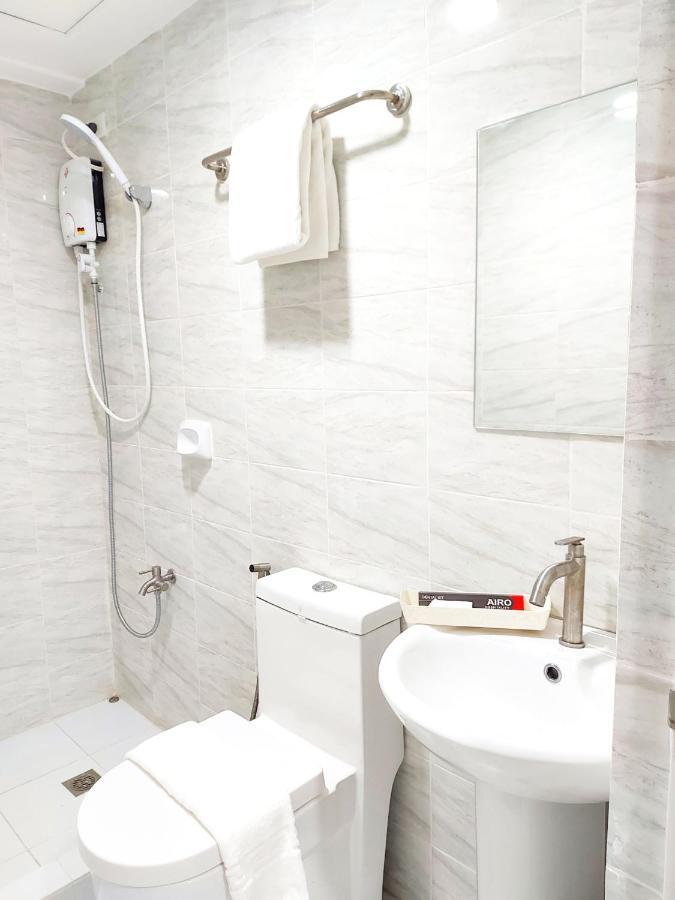 Hôtel Airobedz Bgc - Near Uptown à Manille Extérieur photo
