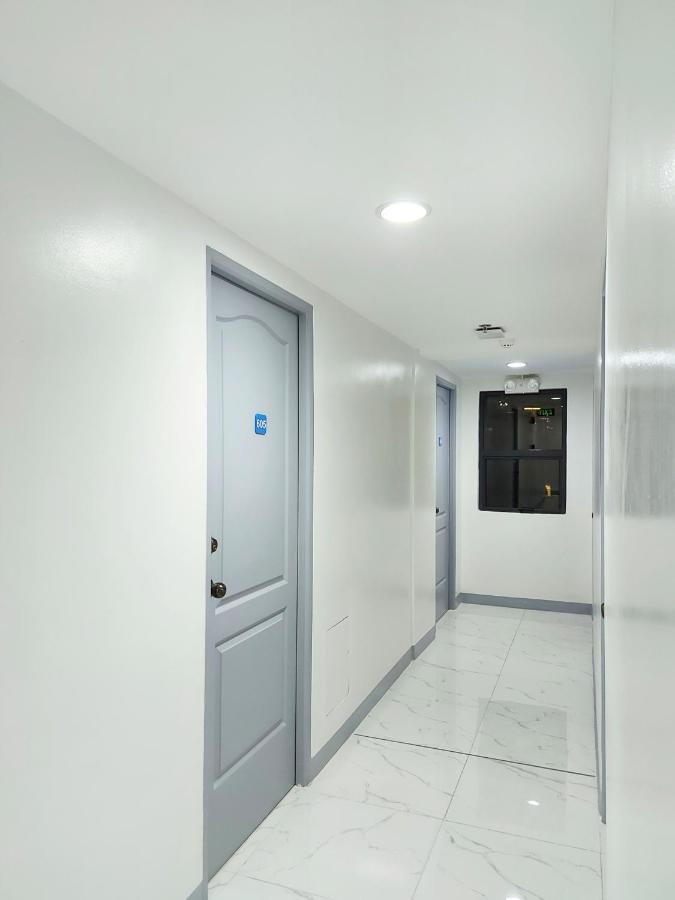 Hôtel Airobedz Bgc - Near Uptown à Manille Extérieur photo